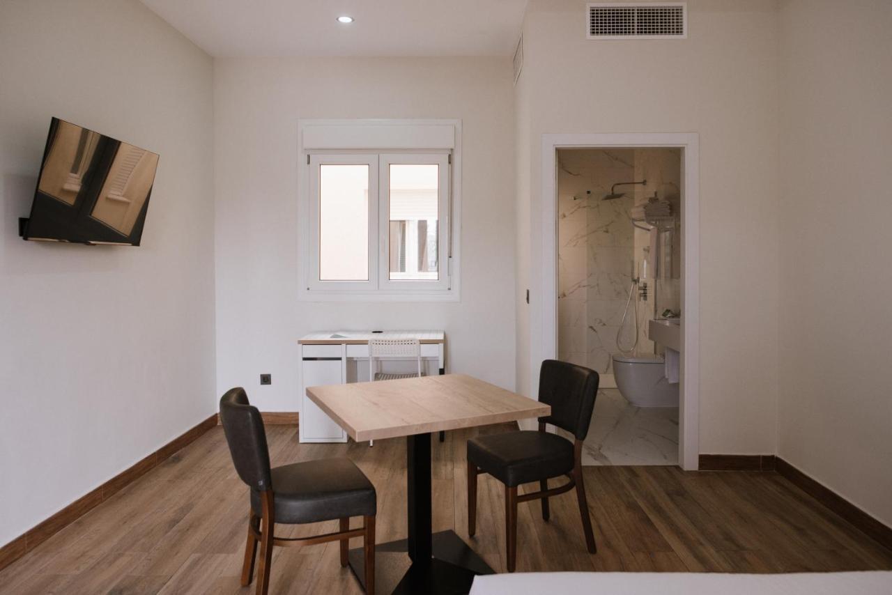 Hotel Melilla Centro מראה חיצוני תמונה