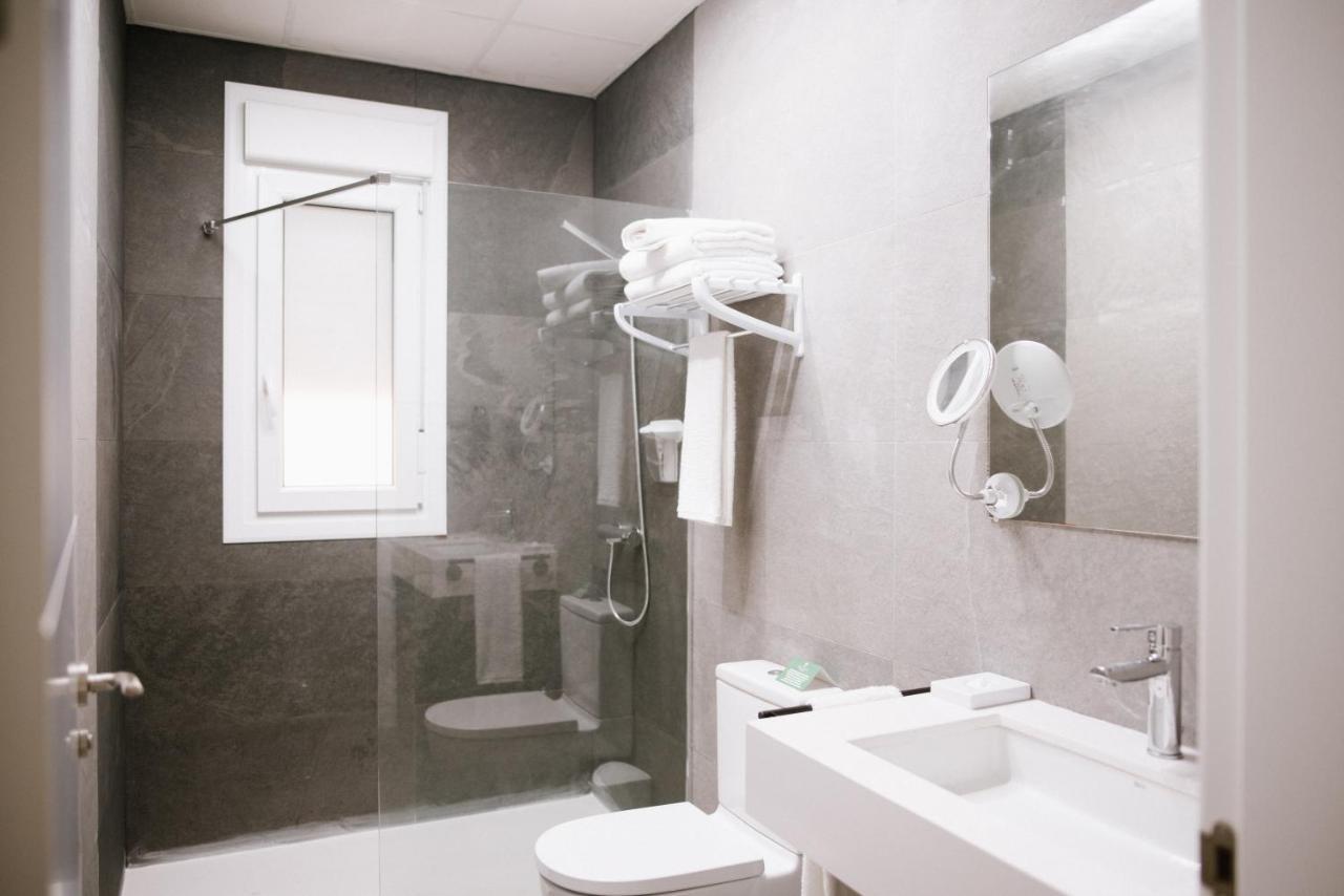 Hotel Melilla Centro מראה חיצוני תמונה