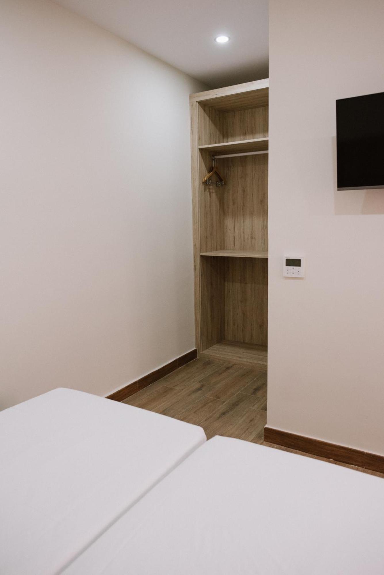 Hotel Melilla Centro מראה חיצוני תמונה