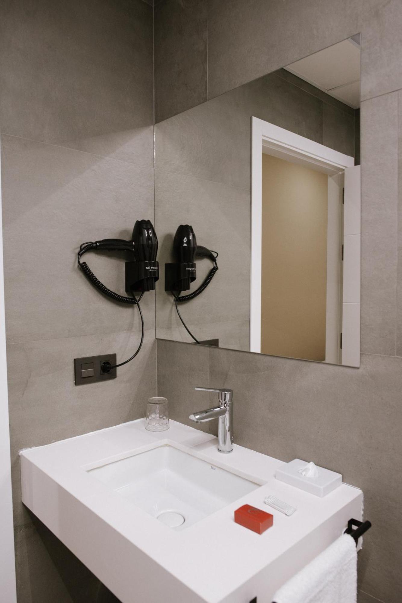 Hotel Melilla Centro מראה חיצוני תמונה